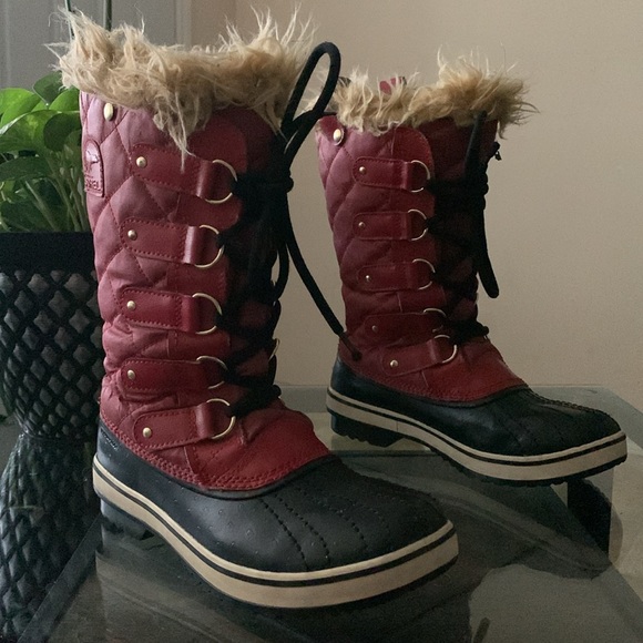 SOREL Joan of Arctic Faux Fur Waterproof Snow Boot - LIMITED EDITION - Picture 8 of 15